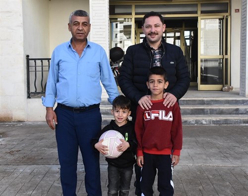 Kaymakam/Belediye Başkan V. Ercan Kayabaşı, Şehit Hazni Gezer’in Ailesini Ziyaret Etti.